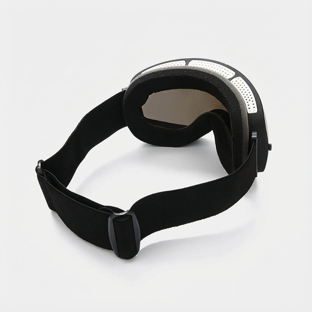 Close-up of VUE Orbit Goggles lens and frame details